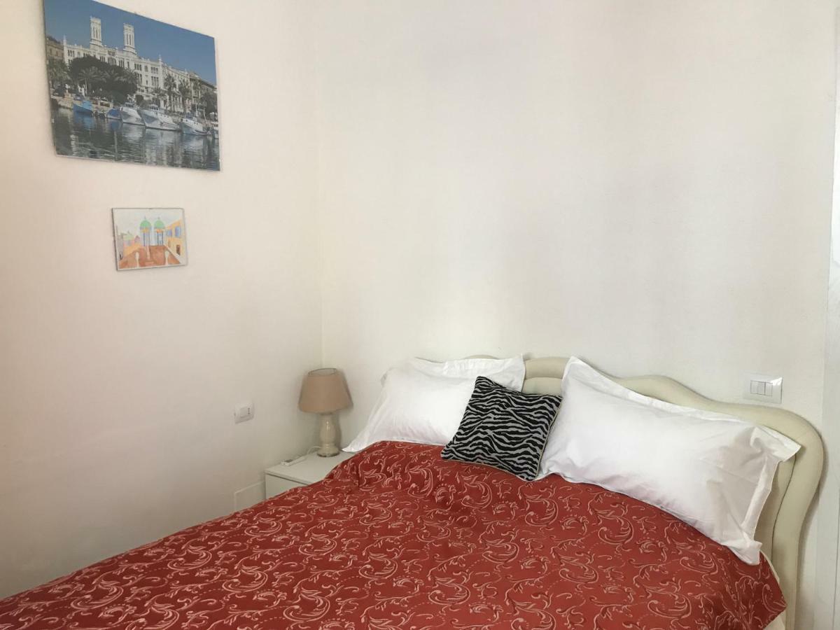 Boutique Oriente Express Hotel Каляри Екстериор снимка